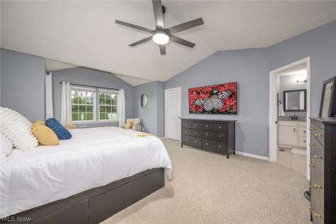 2713 Blue Ash Avenue NW Canton OH 44708