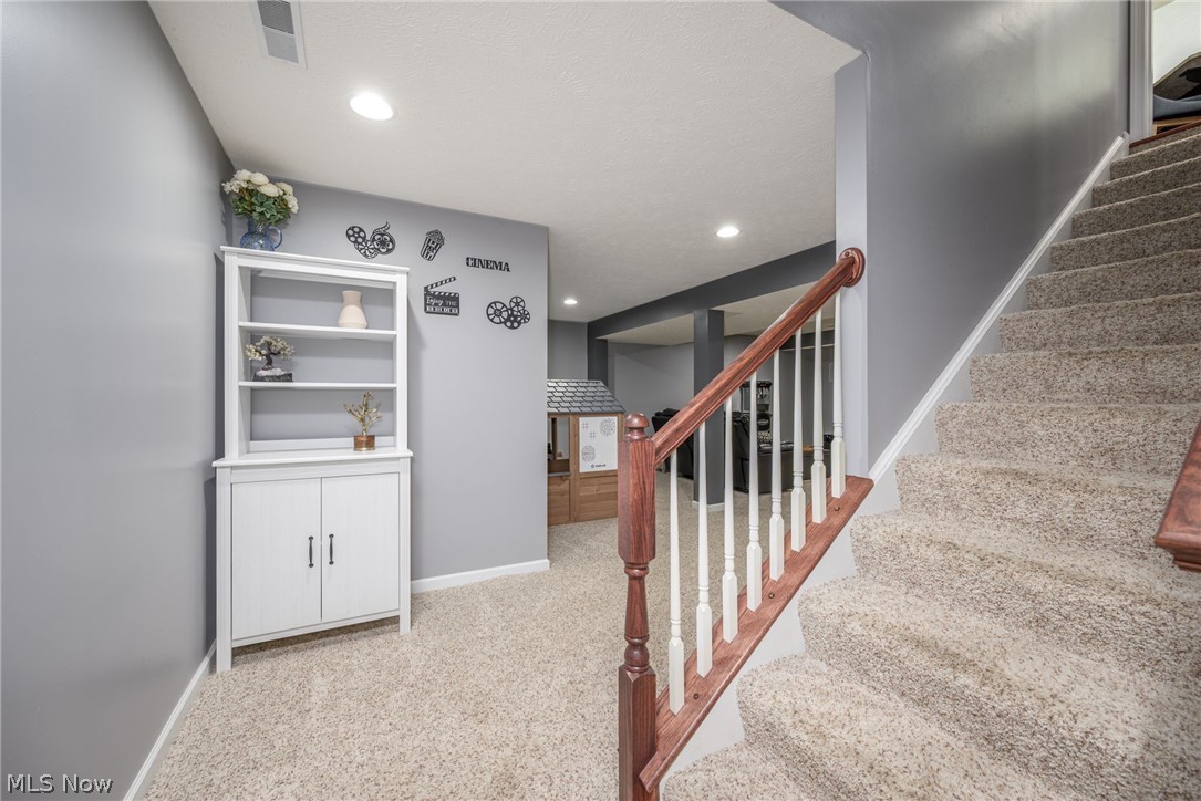 2713 Blue Ash Avenue NW Canton OH 44708