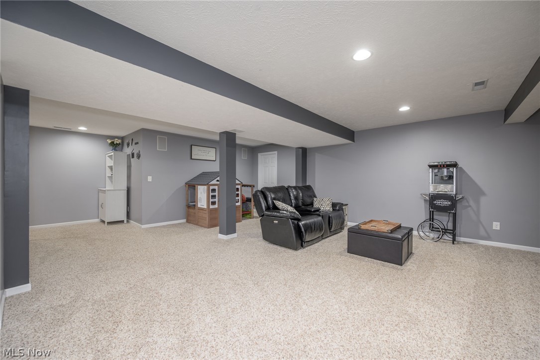 2713 Blue Ash Avenue NW Canton OH 44708