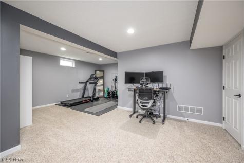 2713 Blue Ash Avenue NW Canton OH 44708