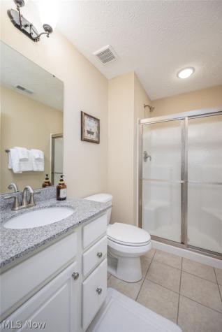 2713 Blue Ash Avenue NW Canton OH 44708