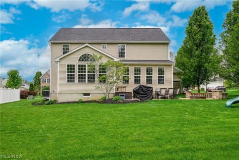 2713 Blue Ash Avenue NW Canton OH 44708