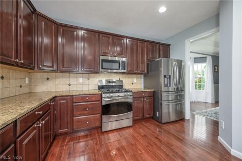 2713 Blue Ash Avenue NW Canton OH 44708