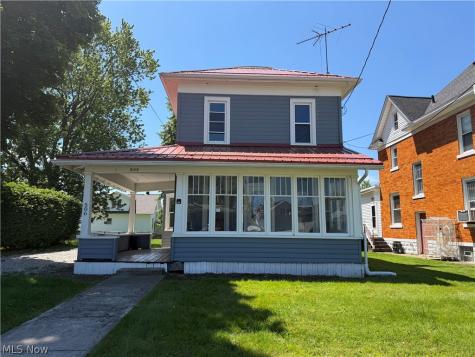 506 E Gorgas Street Louisville OH 44643