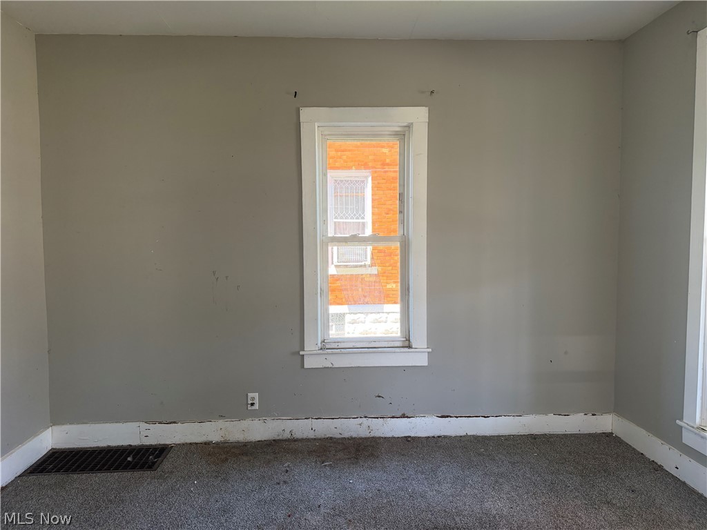 506 E Gorgas Street Louisville OH 44643