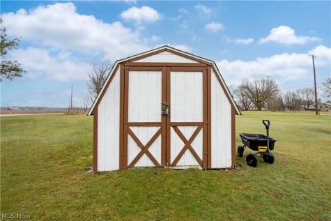 4054 Cinnamon Drive N West Salem OH 44287