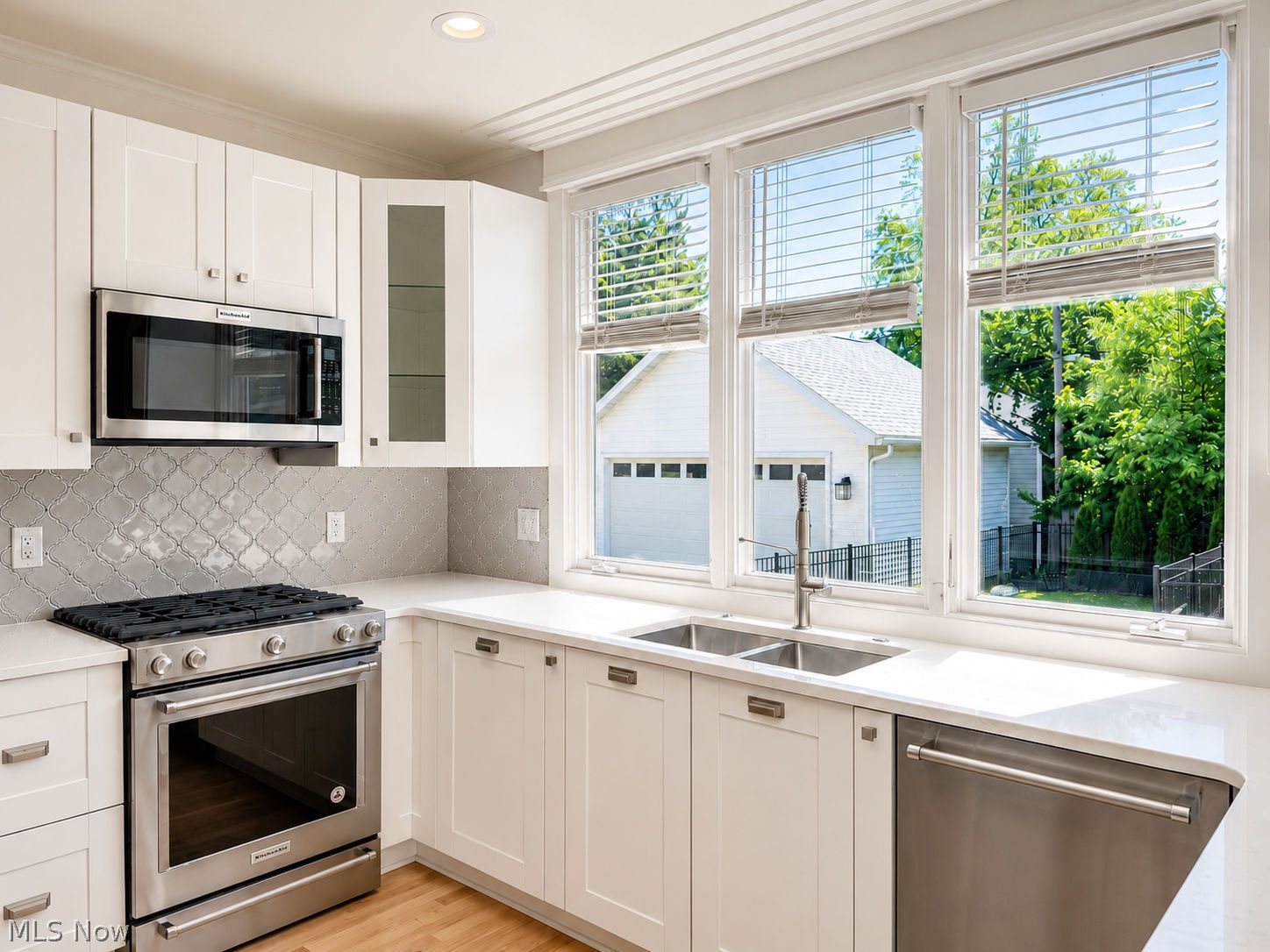 1081 Summit Avenue Lakewood OH 44107