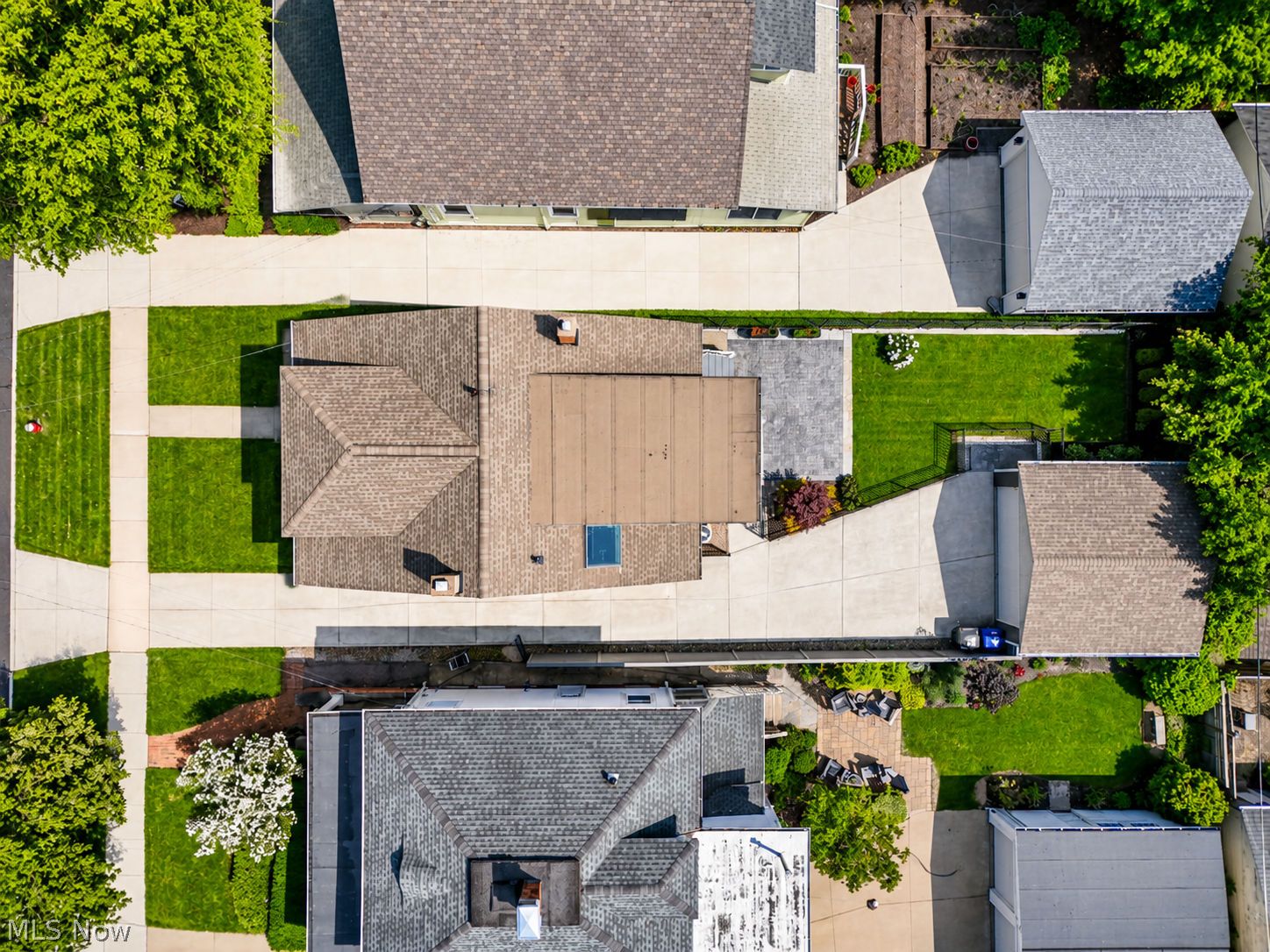1081 Summit Avenue Lakewood OH 44107
