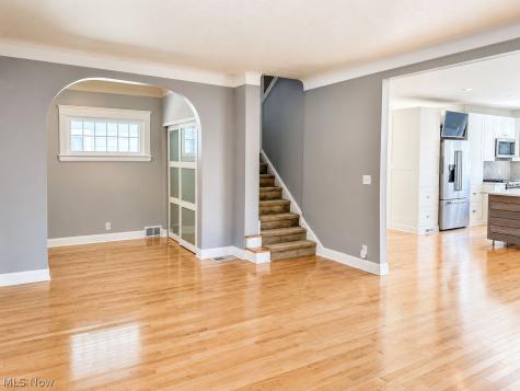 1081 Summit Avenue Lakewood OH 44107
