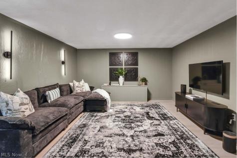 12793 W Sprague Road North Royalton OH 44133