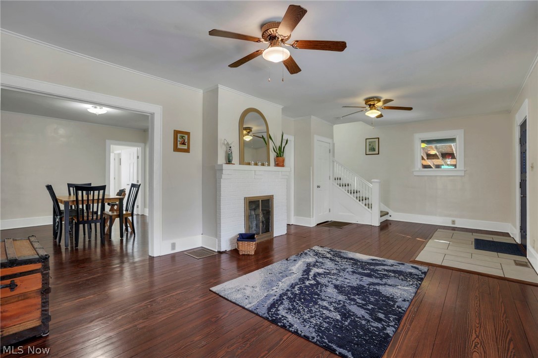 170 Thompson Avenue New Concord OH 43762