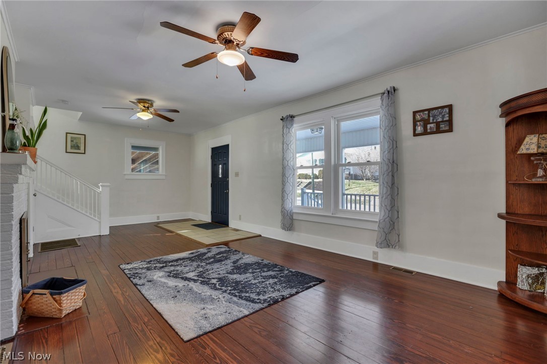 170 Thompson Avenue New Concord OH 43762