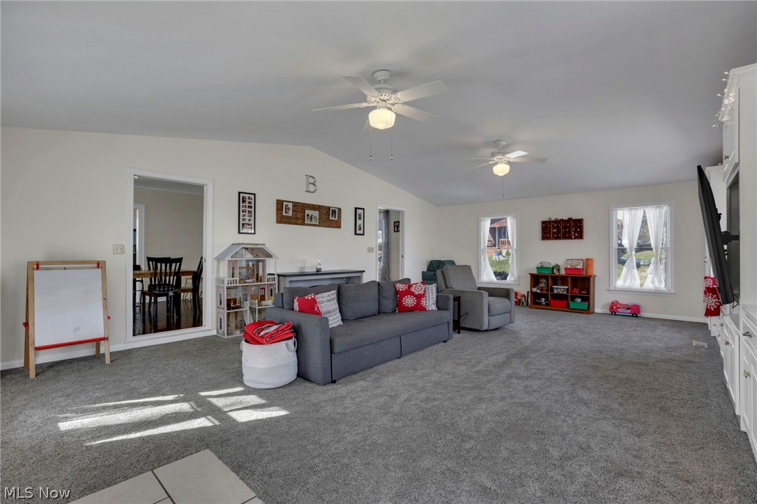 170 Thompson Avenue New Concord OH 43762