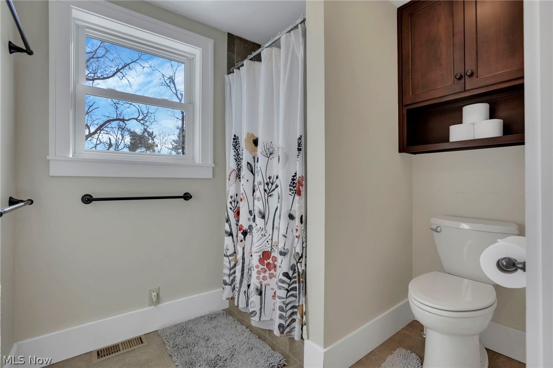 170 Thompson Avenue New Concord OH 43762