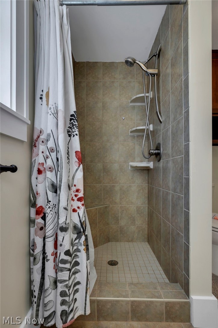 170 Thompson Avenue New Concord OH 43762