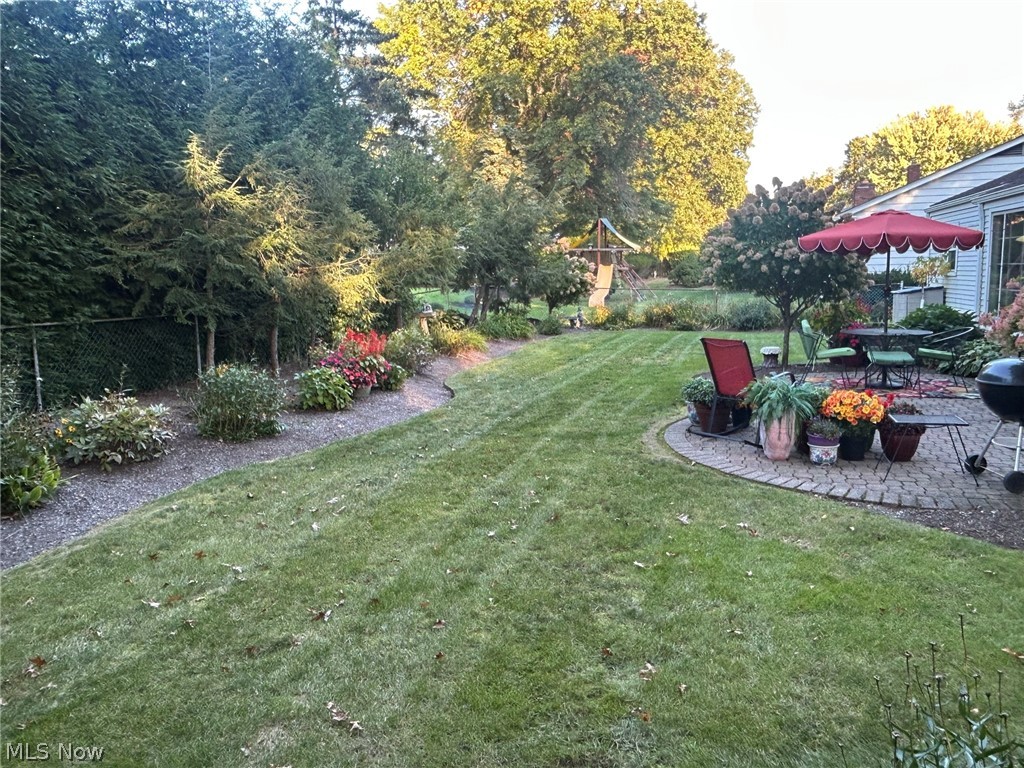 5171 Meadow Wood Boulevard Lyndhurst OH 44124