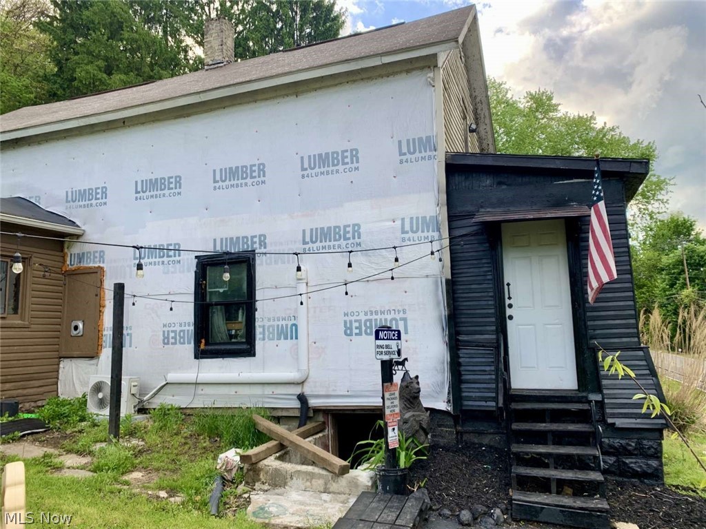 486 Deersville Avenue Uhrichsville OH 44683
