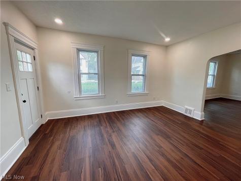 3258 W 38th Street Cleveland OH 44109