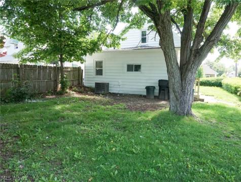 3258 W 38th Street Cleveland OH 44109
