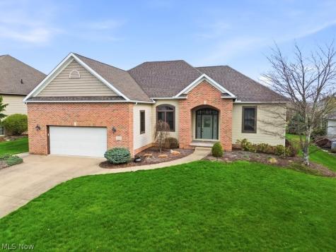 2253 Grimsby Street NW North Canton OH 44720