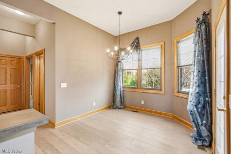 2253 Grimsby Street NW North Canton OH 44720