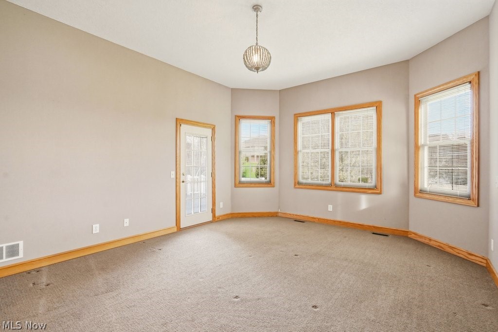 2253 Grimsby Street NW North Canton OH 44720