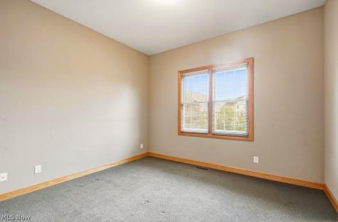 2253 Grimsby Street NW North Canton OH 44720