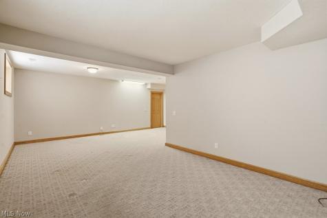 2253 Grimsby Street NW North Canton OH 44720
