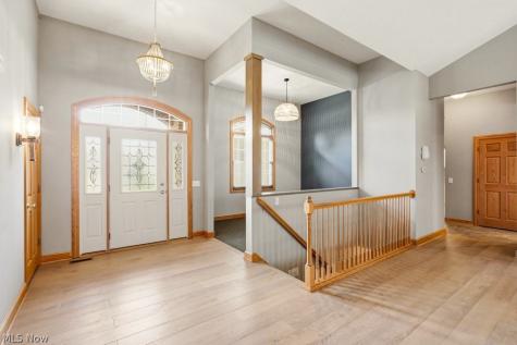 2253 Grimsby Street NW North Canton OH 44720