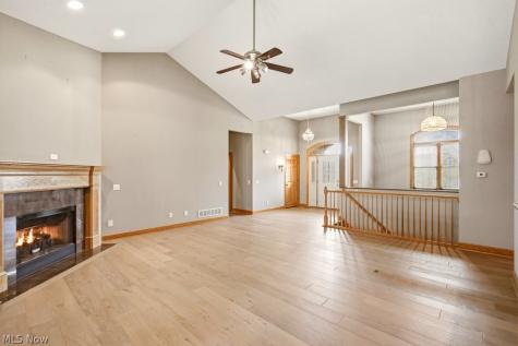 2253 Grimsby Street NW North Canton OH 44720