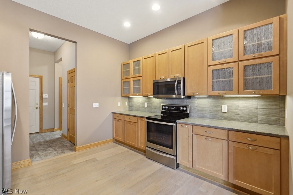 2253 Grimsby Street NW North Canton OH 44720