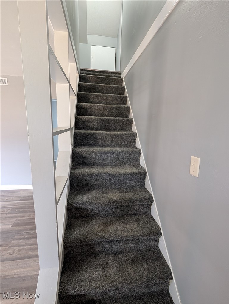2289 Bailey Road Cuyahoga Falls OH 44221
