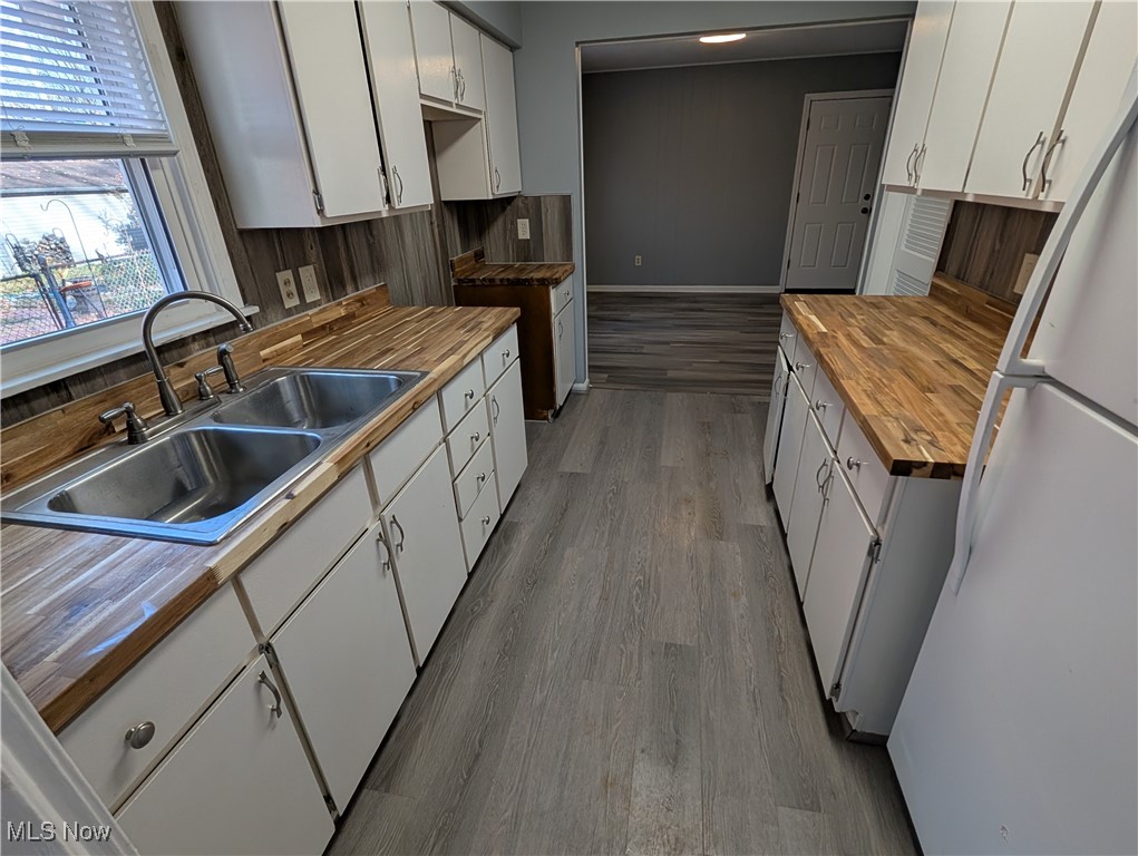 2289 Bailey Road Cuyahoga Falls OH 44221