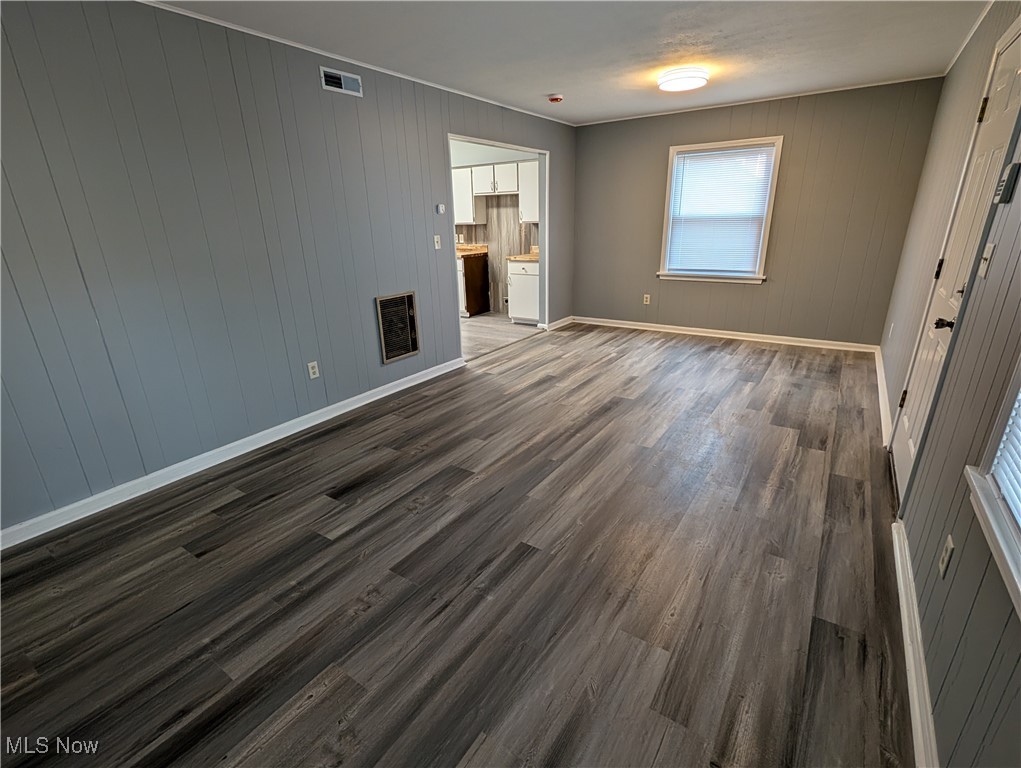 2289 Bailey Road Cuyahoga Falls OH 44221