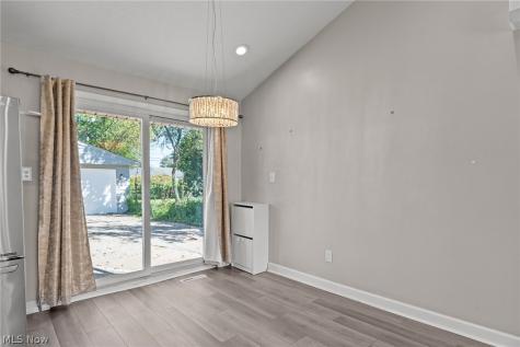 1201 Giesse Drive Mayfield Heights OH 44124