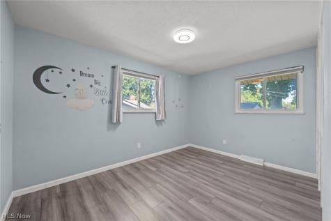 1201 Giesse Drive Mayfield Heights OH 44124