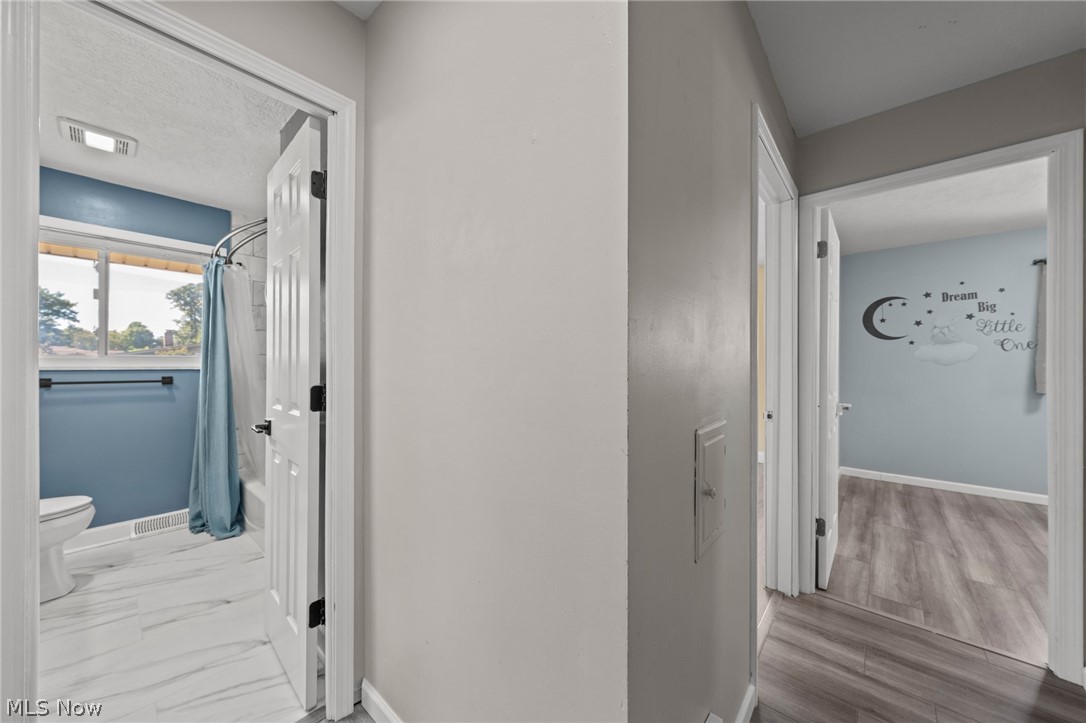 1201 Giesse Drive Mayfield Heights OH 44124