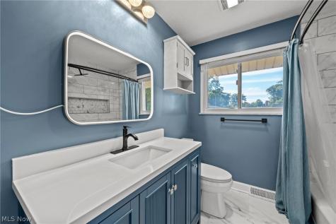 1201 Giesse Drive Mayfield Heights OH 44124