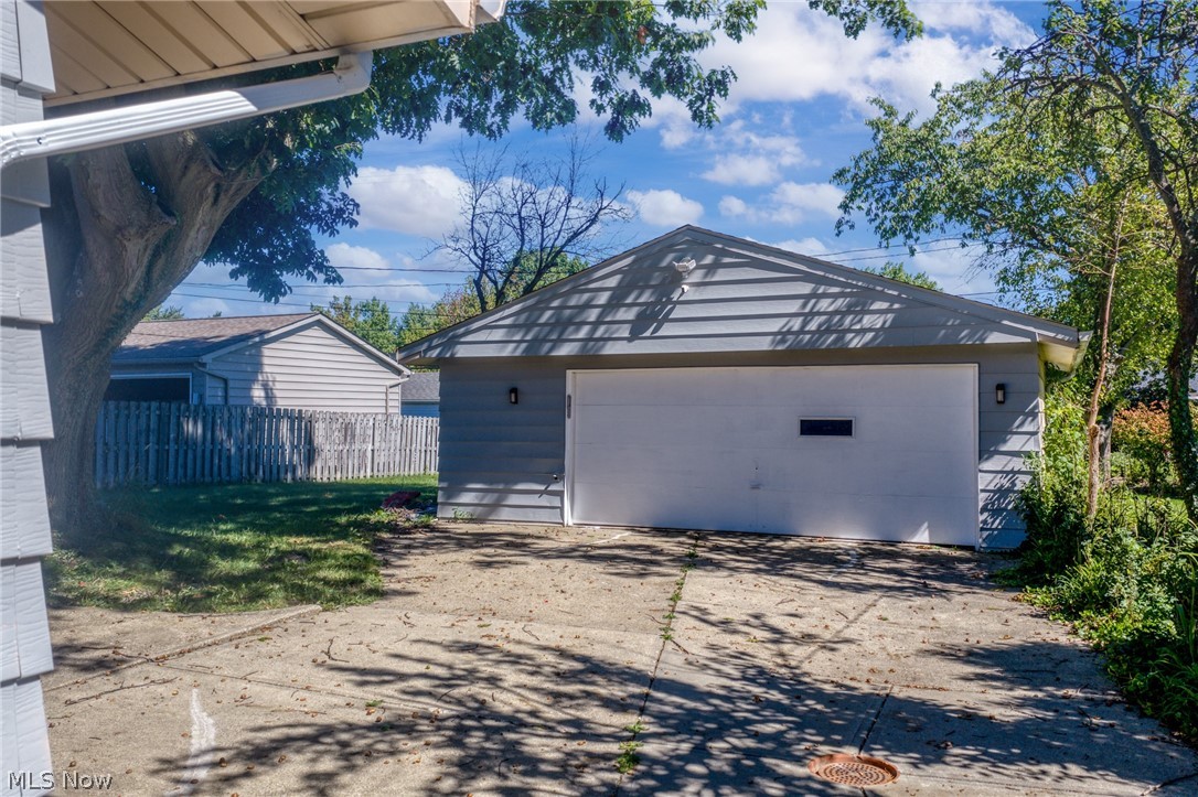 1201 Giesse Drive Mayfield Heights OH 44124