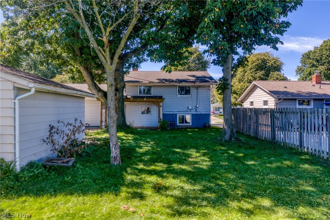 1201 Giesse Drive Mayfield Heights OH 44124