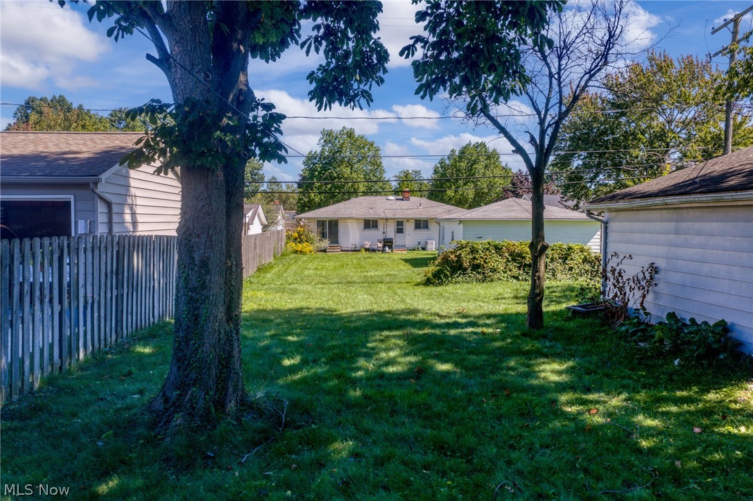 1201 Giesse Drive Mayfield Heights OH 44124