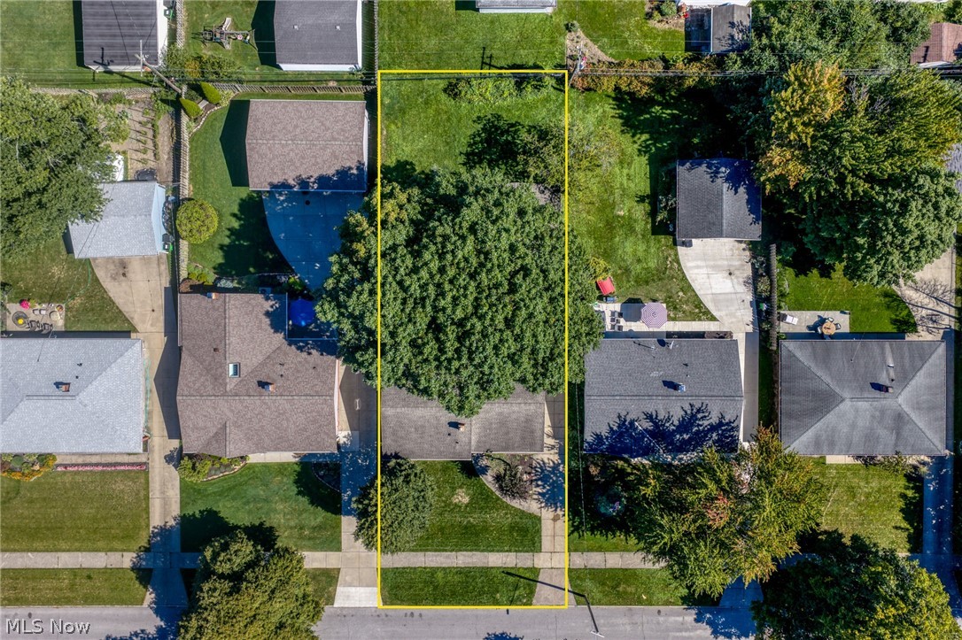 1201 Giesse Drive Mayfield Heights OH 44124