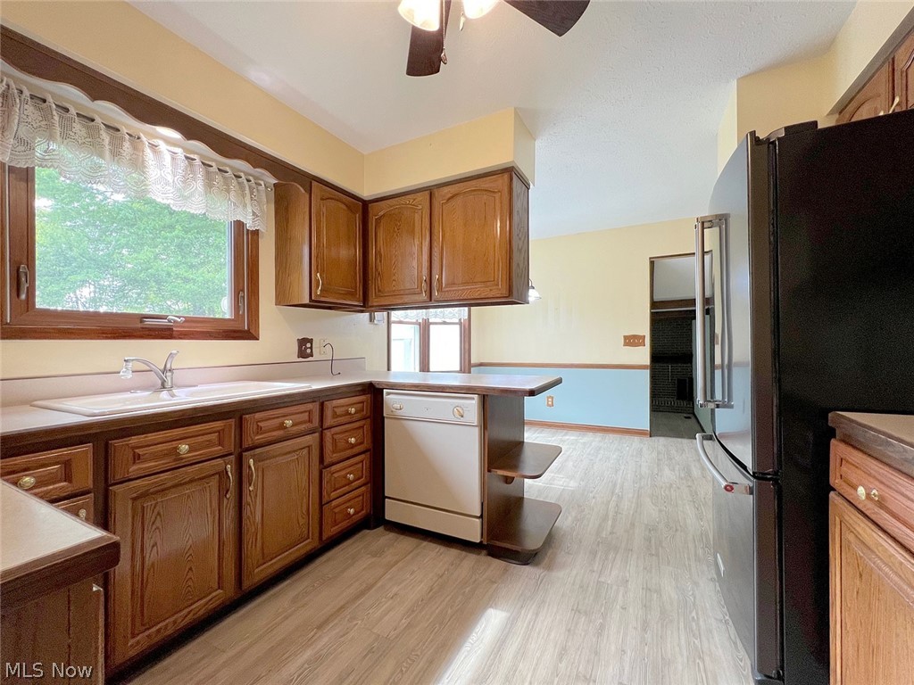 465 Kar A Bru Amherst OH 44011