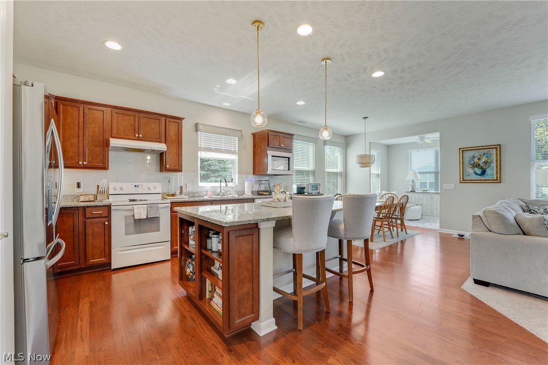 8024 Parkcroft Drive Mentor OH 44060