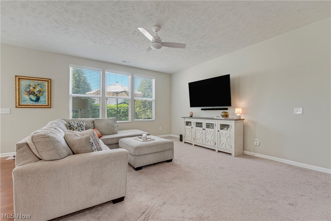 8024 Parkcroft Drive Mentor OH 44060