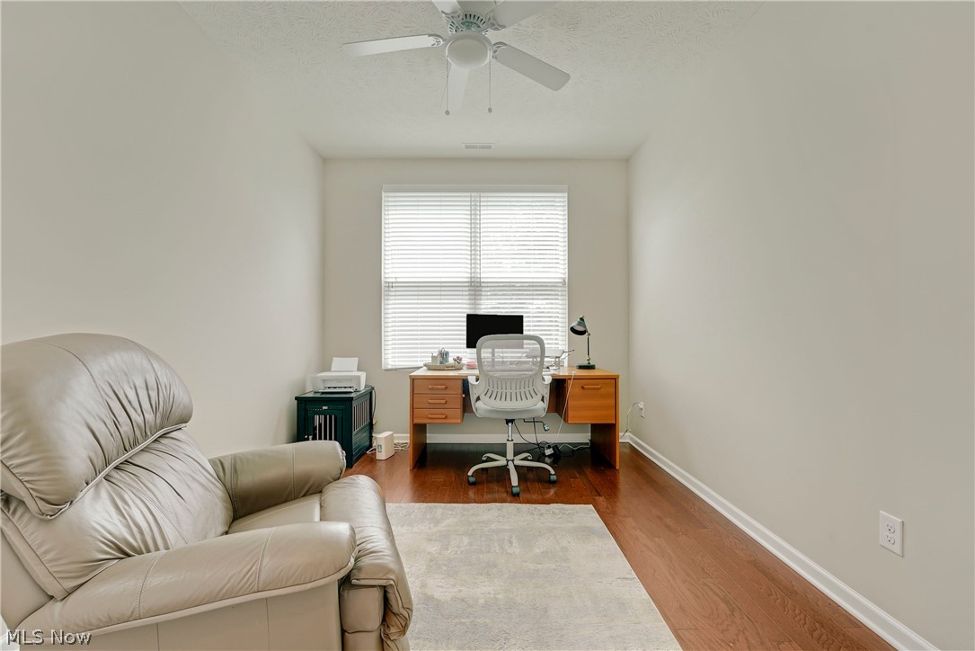 8024 Parkcroft Drive Mentor OH 44060