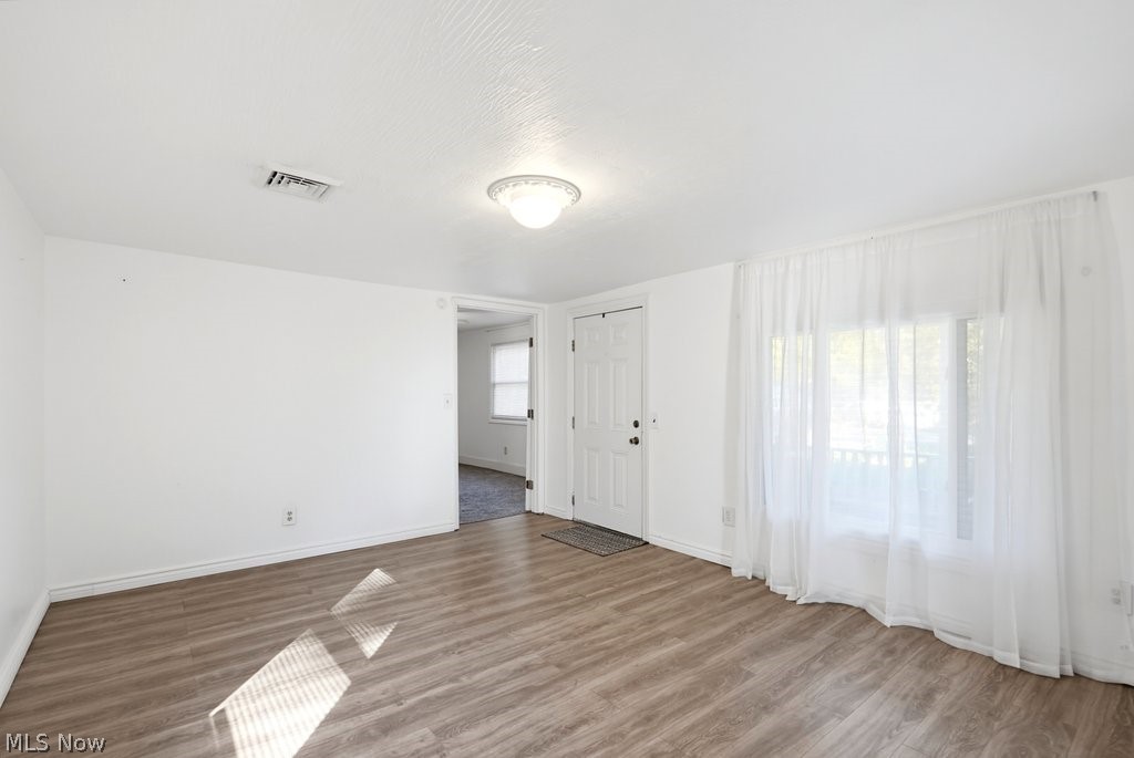 2456 Delaware Avenue Akron OH 44312