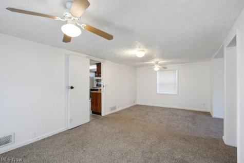 2456 Delaware Avenue Akron OH 44312
