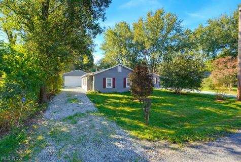 2456 Delaware Avenue Akron OH 44312