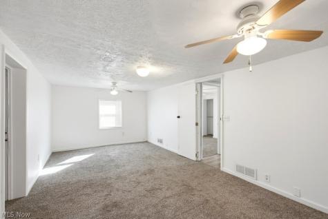 2456 Delaware Avenue Akron OH 44312